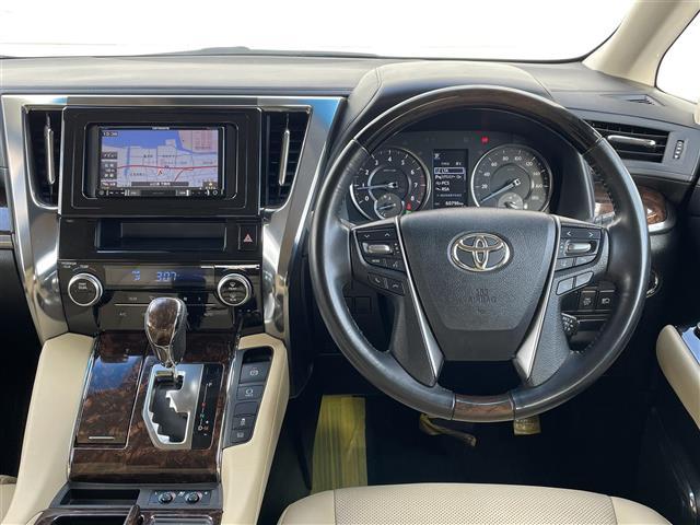 アルファード ２．５Ｇ　社外ナビ／ＣＤ／ＤＶＤ／ＳＤ／ＢＴ／ＦＭ／ＡＭ／ＥＴＣ／バックカメラ／クルーズコントロール／両側パワースライド／オートライトオートホールド／オートマチックハイビーム／コーナーセンサ－（15枚目）