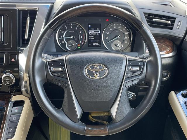 アルファード ２．５Ｇ　社外ナビ／ＣＤ／ＤＶＤ／ＳＤ／ＢＴ／ＦＭ／ＡＭ／ＥＴＣ／バックカメラ／クルーズコントロール／両側パワースライド／オートライトオートホールド／オートマチックハイビーム／コーナーセンサ－（16枚目）