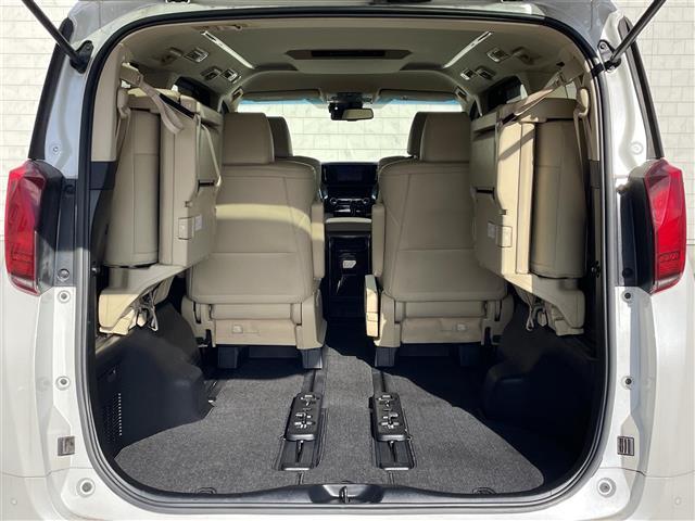 アルファード ２．５Ｇ　社外ナビ／ＣＤ／ＤＶＤ／ＳＤ／ＢＴ／ＦＭ／ＡＭ／ＥＴＣ／バックカメラ／クルーズコントロール／両側パワースライド／オートライトオートホールド／オートマチックハイビーム／コーナーセンサ－（29枚目）