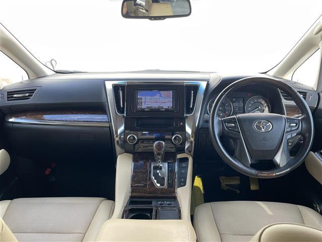 アルファード ２．５Ｇ　社外ナビ／ＣＤ／ＤＶＤ／ＳＤ／ＢＴ／ＦＭ／ＡＭ／ＥＴＣ／バックカメラ／クルーズコントロール／両側パワースライド／オートライトオートホールド／オートマチックハイビーム／コーナーセンサ－（41枚目）