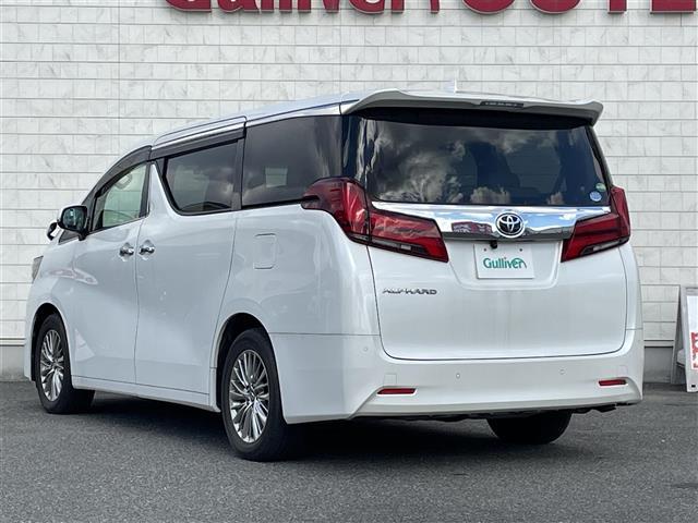 アルファード ２．５Ｇ　社外ナビ／ＣＤ／ＤＶＤ／ＳＤ／ＢＴ／ＦＭ／ＡＭ／ＥＴＣ／バックカメラ／クルーズコントロール／両側パワースライド／オートライトオートホールド／オートマチックハイビーム／コーナーセンサ－（42枚目）