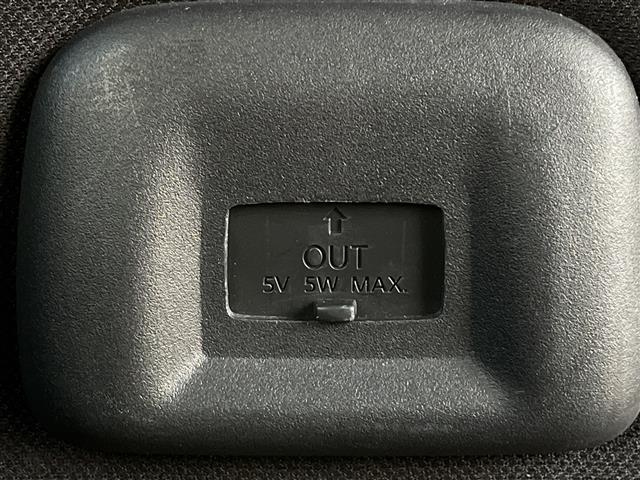 セレナ ハイウェイスター VセレクションII 純正ナビ/CD/DVD/iPod/BT/ETC/バックカメラ/クルーズコントロール/両側パワースライドドア/ハンズフリーパワースライドドア/衝突軽減ブレ―キ/アイドリングストップ/オートライト(10枚目)