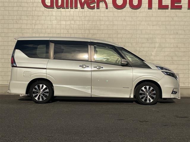 セレナ ハイウェイスター VセレクションII 純正ナビ/CD/DVD/iPod/BT/ETC/バックカメラ/クルーズコントロール/両側パワースライドドア/ハンズフリーパワースライドドア/衝突軽減ブレ―キ/アイドリングストップ/オートライト(33枚目)