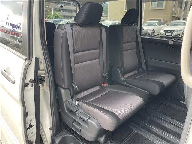 セレナ ハイウェイスターV セーフティパックB/外ディスプレイオーディオ/CD/DVD/SD/iPod/BT/ETC/バックカメラ/全周囲カメラ/両側パワースライドドア衝突軽減ブレ―キ/前後コーナーセンサー/ドアバイザー/(38枚目)