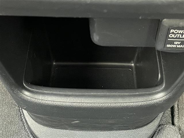 N-ONE プレミアム・Lパッケージ 社外ナビ フルセグ 電動格納ミラー 純正フロアマット フォグランプ ドアバイザー(6枚目)