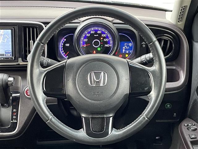 N-ONE プレミアム・Lパッケージ 社外ナビ フルセグ 電動格納ミラー 純正フロアマット フォグランプ ドアバイザー(8枚目)