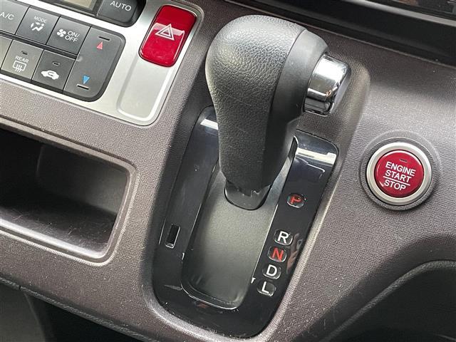 N-ONE プレミアム・Lパッケージ 社外ナビ フルセグ 電動格納ミラー 純正フロアマット フォグランプ ドアバイザー(13枚目)