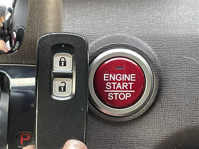 N-ONE プレミアム・Lパッケージ 社外ナビ フルセグ 電動格納ミラー 純正フロアマット フォグランプ ドアバイザー(19枚目)