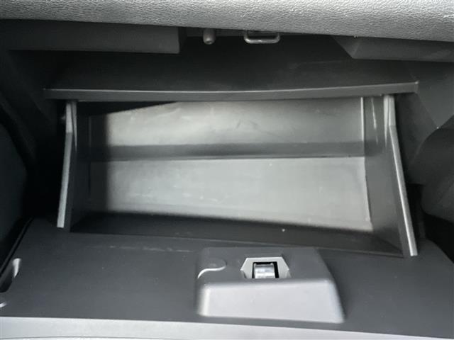 セレナ ハイウェイスター Vセレクション ETC/バックカメラ/全周囲カメラ/プロパイロット/クルーズコントロール/両側パワースライド/衝突軽減ブレ―キ/ドライブレコーダー/オートライト/アイドリングストップ/デジタルインナーミラー(17枚目)