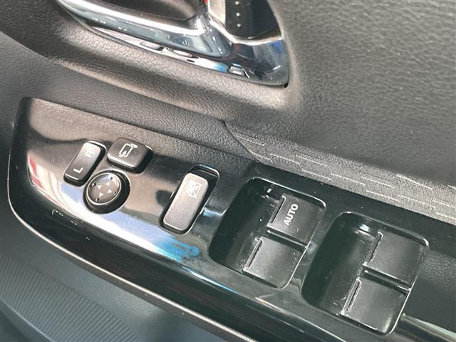 スペーシアカスタム XS 社外ナビ/フルセグ/Bluetooth/両側パワースライドドア/フォグランプ/プッシュスタート/オーバーヘッドコンソール/フロアマット/ETC(7枚目)