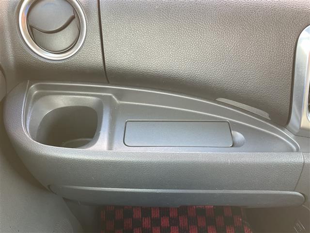 スペーシアカスタム XS 社外ナビ/フルセグ/Bluetooth/両側パワースライドドア/フォグランプ/プッシュスタート/オーバーヘッドコンソール/フロアマット/ETC(13枚目)