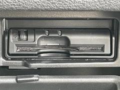 �����٤ϥ���С������ȥ�åȤκ߸ˤ���ĺ���ޤ��ơ�ͭ���񤦸�¤��ޤ��� 2