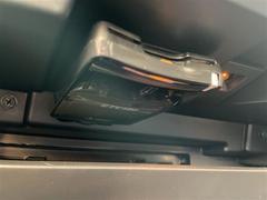 �����٤ϥ���С������ȥ�åȤκ߸ˤ���ĺ���ޤ��ơ�ͭ���񤦸�¤��ޤ��� 2