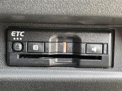 �����٤ϥ���С������ȥ�åȤκ߸ˤ���ĺ���ޤ��ơ�ͭ���񤦸�¤��ޤ��� 2