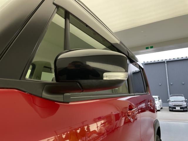 フレアクロスオーバー ＸＳ　純正ＨＤＤナビ　フルセグ　ＣＤ／ＤＶＤ　ＡＭ／ＦＭ　ＳＤＭＳＶ　ＡＬＰＩＮＥ製フリップダウンモニター　ＥＴＣ　シートヒーター　バックカメラ　横滑り防止装置　衝突被害軽減システム　オートライト（5枚目）