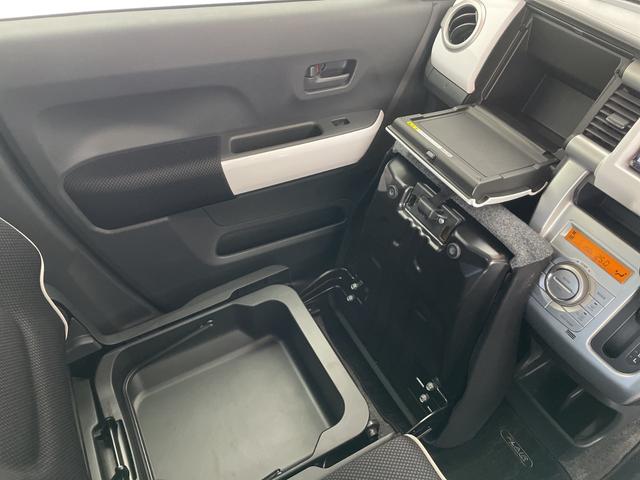 フレアクロスオーバー ＸＳ　純正ＨＤＤナビ　フルセグ　ＣＤ／ＤＶＤ　ＡＭ／ＦＭ　ＳＤＭＳＶ　ＡＬＰＩＮＥ製フリップダウンモニター　ＥＴＣ　シートヒーター　バックカメラ　横滑り防止装置　衝突被害軽減システム　オートライト（21枚目）