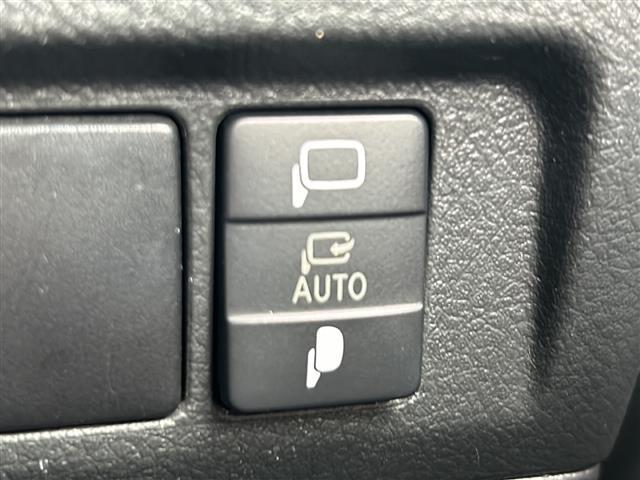 ヴェルファイア ２．４Ｚ　プラチナＩＩ　ゴールドＩＩ　純正ナビワンセグＴＶ　ＢＴ　ＣＤ　ＡＭ　ＦＭバックカメラ両側パワースライドドア電動リアゲート純正フロアマット社外２０インチＡＷコーナーセンサ（12枚目）