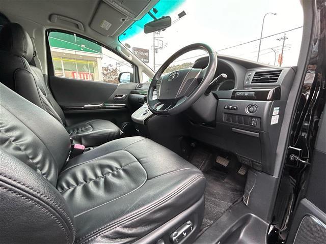 ヴェルファイア ２．４Ｚ　プラチナＩＩ　ゴールドＩＩ　純正ナビワンセグＴＶ　ＢＴ　ＣＤ　ＡＭ　ＦＭバックカメラ両側パワースライドドア電動リアゲート純正フロアマット社外２０インチＡＷコーナーセンサ（22枚目）
