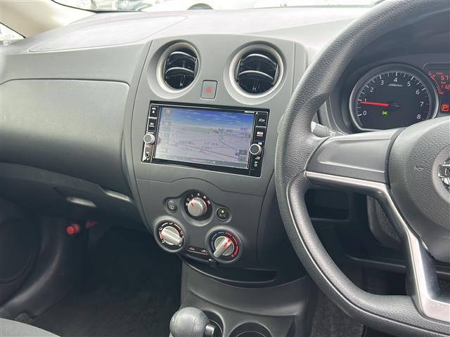 ノート X 純正SDナビ フルセグTV DVD/CD/Bluetooth ETC バックカメラ 前後ドラレコ エマージェンシーブレーキ レーンキープアシスト 純正アルミホイール スマートキー(8枚目)