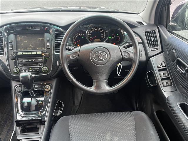 クルーガーV 2.4S(2枚目)