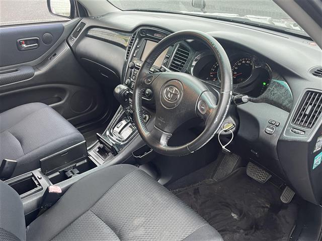 クルーガーV 2.4S(4枚目)