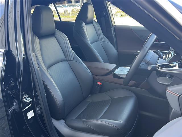 ハリアーハイブリッド Z レザーパッケージ ワンオーナー パノラマルーフ デジタルインナーミラー ブラインドスポットモニター パノラミックビューモニター JBLサウンド Toyota Safety Sense 360°ドラレコ(18枚目)