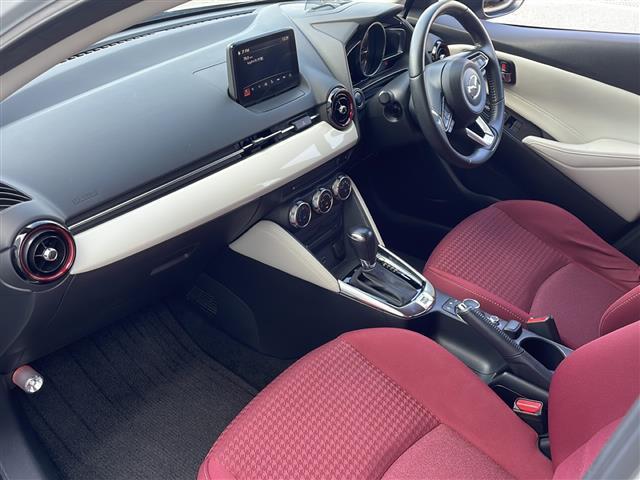 デミオ 13Sノーブルクリムゾン 純正SDナビ フルセグTV Bluetooth/CD/DVD USB×2 バックカメラ アラウンドビューモニター ヘッドアップディスプレイ レーダークルーズコントロール 衝突被害軽減ブレーキ LED(22枚目)