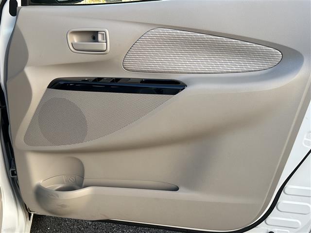 デイズ Ｘ　Ｖセレクション＋セーフティＩＩ　純正メモリナビ　フルセグＴＶ　ＤＶＤ／ＣＤ／Ｂｌｕｅｔｏｏｔｈ　アラウンドビューモニター　バックカメラ　衝突軽減ブレーキ　アイドリングストップ　純正フロアマット（25枚目）