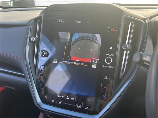 レヴォーグ ＳＴＩスポーツ　ＥＸ　ワンオーナー　フルセグＴＶ　純正ナビ　赤レザーシート　衝突軽減ブレーキ　レーダークルーズコントロール　バック／サイドカメラ　シートヒーター全席　パワーバックドア　ラバーフロアマット（4枚目）