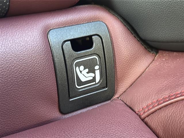 レヴォーグ ＳＴＩスポーツ　ＥＸ　ワンオーナー　フルセグＴＶ　純正ナビ　赤レザーシート　衝突軽減ブレーキ　レーダークルーズコントロール　バック／サイドカメラ　シートヒーター全席　パワーバックドア　ラバーフロアマット（20枚目）