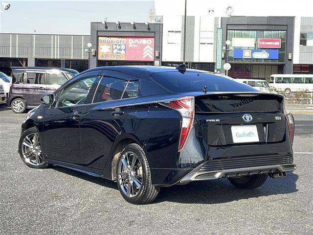 プリウス Ｓツーリングセレクション　社外エアロ　純正９インチナビ　フルセグＴＶ　Ｂｌｕｅｔｏｏｔｈ／ＣＤ／ＤＶＤ　バックカメラ　ＥＴＣ　レーダークルーズコントロール　プリクラッシュセーフティ　レーンキープアシスト　シートヒーター（41枚目）