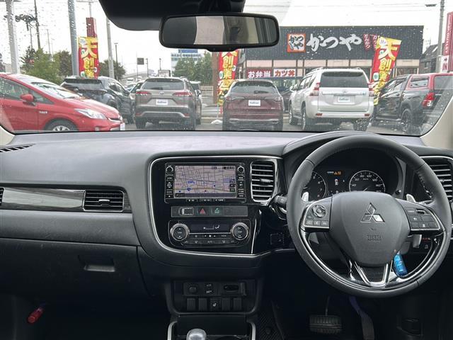 アウトランダー ２４Ｇナビパッケージ（2枚目）