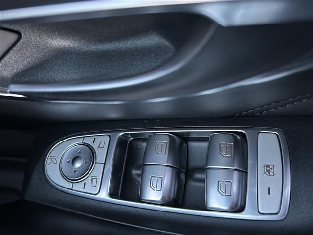Eクラスステーションワゴン E43 4マチック ステーションワゴン 純正HDDナビゲーションBluetooth/AM/FM・全方位カメラ ETC ブルメスターサウンド パノラマサンルーフ ブラインドスポットモニター レーンキープアシスト コーナーセンサー(10枚目)