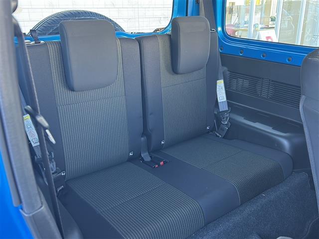 ジムニーシエラ JC ワンオーナー 純正8インチメモリーナビゲーション(Bluetooth/フルセグTV/DVD/CD)バックカメラ ETC・シートヒーター(D/N席) 純正フロアマット 純正15インチアルミホイール(32枚目)