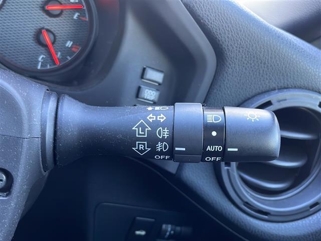 ８６ ＧＴリミテッド　社外８インチメモリーナビゲーションＣＤ／ＤＶＤ／フルセグＴＶ／Ｂｌｕｅｔｏｏｔｈ　ＥＴＣ　　シートヒーター（Ｄ／Ｎ）　スマートキー　エンジンプッシュスタート　社外１８インチアルミホ（12枚目）