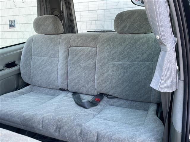 レジアス ベースグレード　社外オーディオＣＤ　ツインサンルーフ　ＥＴＣ　オートライト　フォグライト　リモコンキー　純正１５インチアルミホイール　電動格納ミラー　フロアマット（26枚目）