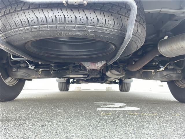 レジアス ベースグレード　社外オーディオＣＤ　ツインサンルーフ　ＥＴＣ　オートライト　フォグライト　リモコンキー　純正１５インチアルミホイール　電動格納ミラー　フロアマット（39枚目）