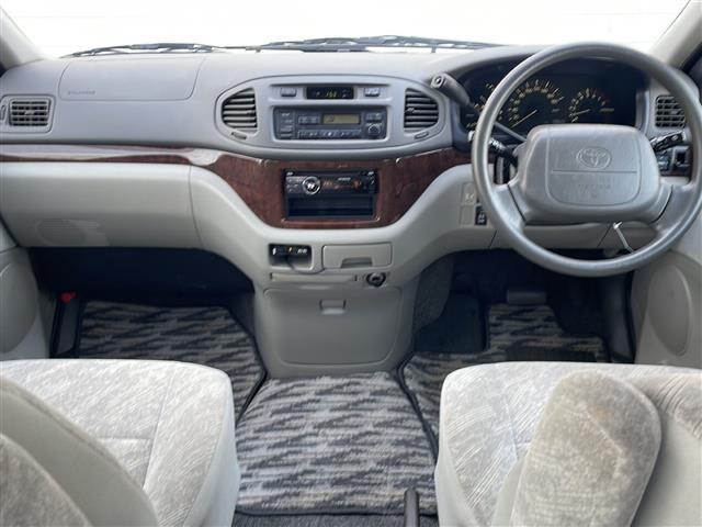 レジアス ベースグレード　社外オーディオＣＤ　ツインサンルーフ　ＥＴＣ　オートライト　フォグライト　リモコンキー　純正１５インチアルミホイール　電動格納ミラー　フロアマット（40枚目）