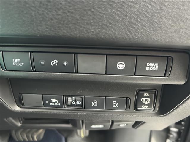 セレナ e-4ORCE オーテック 社外8インチメモリーナビゲーションCD DVD フルセグTV Bluetooth 全方位カメラ ETC プロパイロット レーンキープアシスト オートマチックハイビーム ブラインドスポットモニター(9枚目)