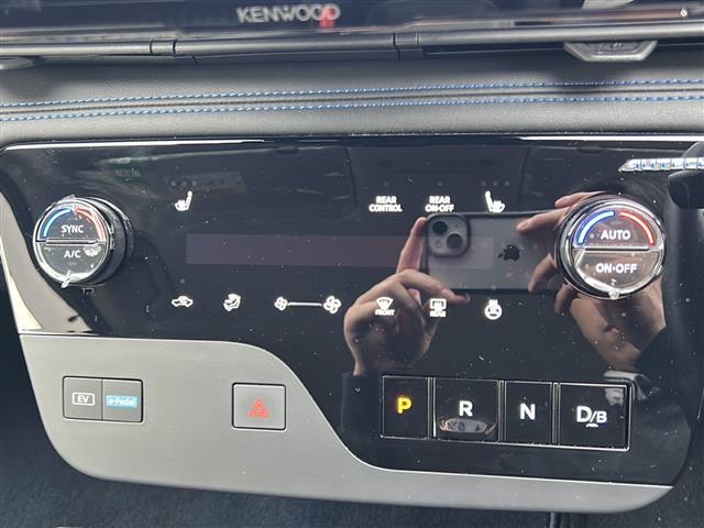 セレナ e-4ORCE オーテック 社外8インチメモリーナビゲーションCD DVD フルセグTV Bluetooth 全方位カメラ ETC プロパイロット レーンキープアシスト オートマチックハイビーム ブラインドスポットモニター(11枚目)