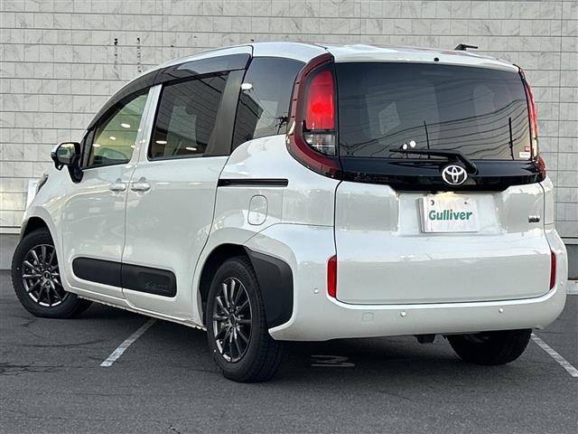 シエンタ ハイブリッドＧ　純正８インチディスプレイオーディオ　バックカメラ　ビルトインＥＴＣ　プリクラッシュセーフティ　オートマチックハイビーム　レーダークルーズコントロール　レーンキープアシスト　ブラインドスポットモニター（43枚目）