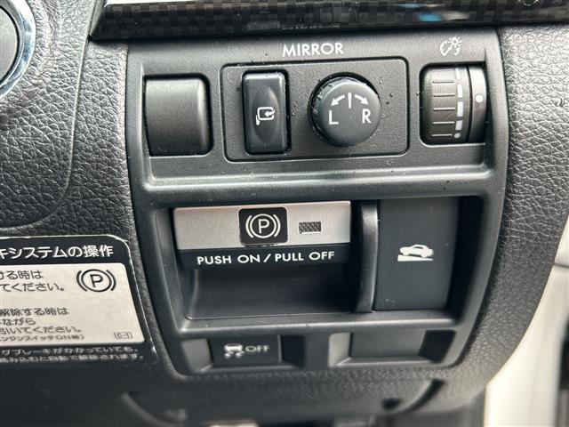 レガシィアウトバック ２．５ｉアイサイト　Ｓパッケージリミテッド　純正７インチメモリーナビゲーションＣＤ　ＤＶＤ　フルセグＴＶ　Ｂｌｕｅｔｏｏｔｈ　ＥＴＣ　サンルーフ　アイサイト　クルーズコントロール　パドルシフト　ＨＩＤヘッドライト　オートライト　フォグライト（14枚目）