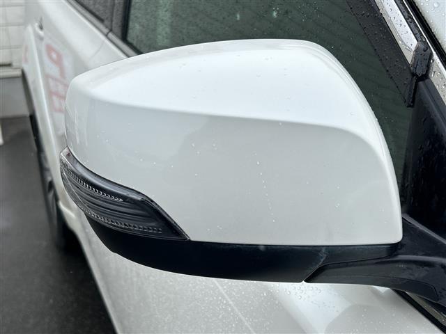 レガシィアウトバック ２．５ｉアイサイト　Ｓパッケージリミテッド　純正７インチメモリーナビゲーションＣＤ　ＤＶＤ　フルセグＴＶ　Ｂｌｕｅｔｏｏｔｈ　ＥＴＣ　サンルーフ　アイサイト　クルーズコントロール　パドルシフト　ＨＩＤヘッドライト　オートライト　フォグライト（35枚目）