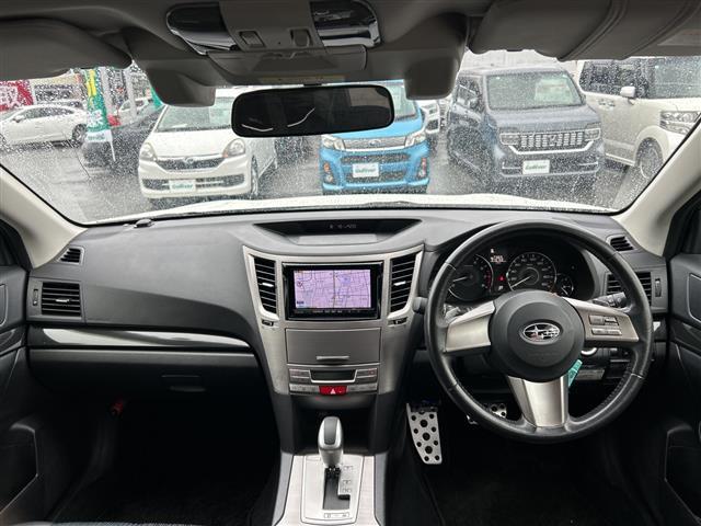 レガシィアウトバック ２．５ｉアイサイト　Ｓパッケージリミテッド　純正７インチメモリーナビゲーションＣＤ　ＤＶＤ　フルセグＴＶ　Ｂｌｕｅｔｏｏｔｈ　ＥＴＣ　サンルーフ　アイサイト　クルーズコントロール　パドルシフト　ＨＩＤヘッドライト　オートライト　フォグライト（41枚目）