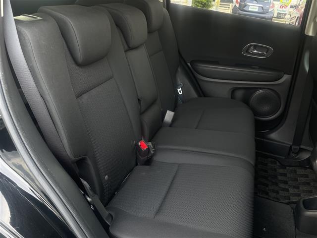 ヴェゼル Ｘ・ホンダセンシング　純正８インチＳＤナビゲーションＣＤ　ＤＶＤ　フルセグＴＶ　Ｂｌｕｅｔｏｏｔｈ　バックカメラ　ビルトインＥＴＣ　ワンオーナー　ホンダセンシング　レーダークルーズコントロール　レーンキープアシスト（2枚目）