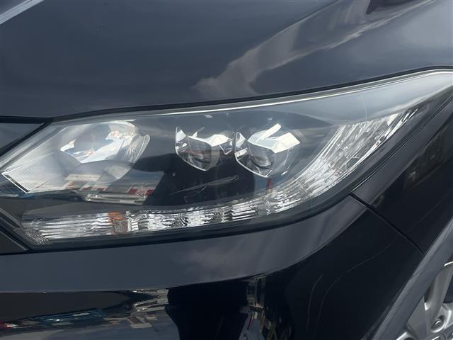 ヴェゼル Ｘ・ホンダセンシング　純正８インチＳＤナビゲーションＣＤ　ＤＶＤ　フルセグＴＶ　Ｂｌｕｅｔｏｏｔｈ　バックカメラ　ビルトインＥＴＣ　ワンオーナー　ホンダセンシング　レーダークルーズコントロール　レーンキープアシスト（13枚目）