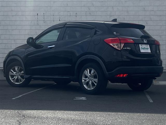 ヴェゼル Ｘ・ホンダセンシング　純正８インチＳＤナビゲーションＣＤ　ＤＶＤ　フルセグＴＶ　Ｂｌｕｅｔｏｏｔｈ　バックカメラ　ビルトインＥＴＣ　ワンオーナー　ホンダセンシング　レーダークルーズコントロール　レーンキープアシスト（18枚目）