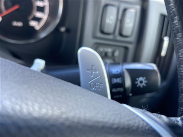 デリカＤ：５ Ｄ　パワーパッケージ　社外７インチメモリーナビゲーションＣＤ　ワンセグＴＶ　バックカメラ　ＥＴＣ　クルーズコントロール　両側パワースライドドア　パドルシフト　シートヒーター（Ｄ／Ｎ）　横滑り防止装置　ＨＩＤヘッドライト（14枚目）