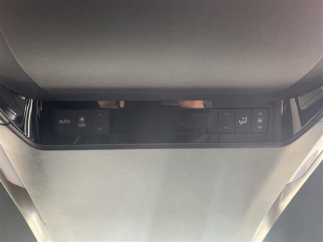 ヴェルファイア Z プレミア 純正12.3インチメーカーオプションナビゲーションAM FM Bluetooth 全方位カメラ ビルトインETC2.0 ツインムーンルーフ プリクラッシュセーフティ オートマチックハイビーム(17枚目)