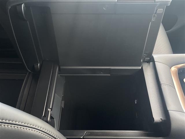 ヴェルファイア Z プレミア 純正12.3インチメーカーオプションナビゲーションAM FM Bluetooth 全方位カメラ ビルトインETC2.0 ツインムーンルーフ プリクラッシュセーフティ オートマチックハイビーム(19枚目)